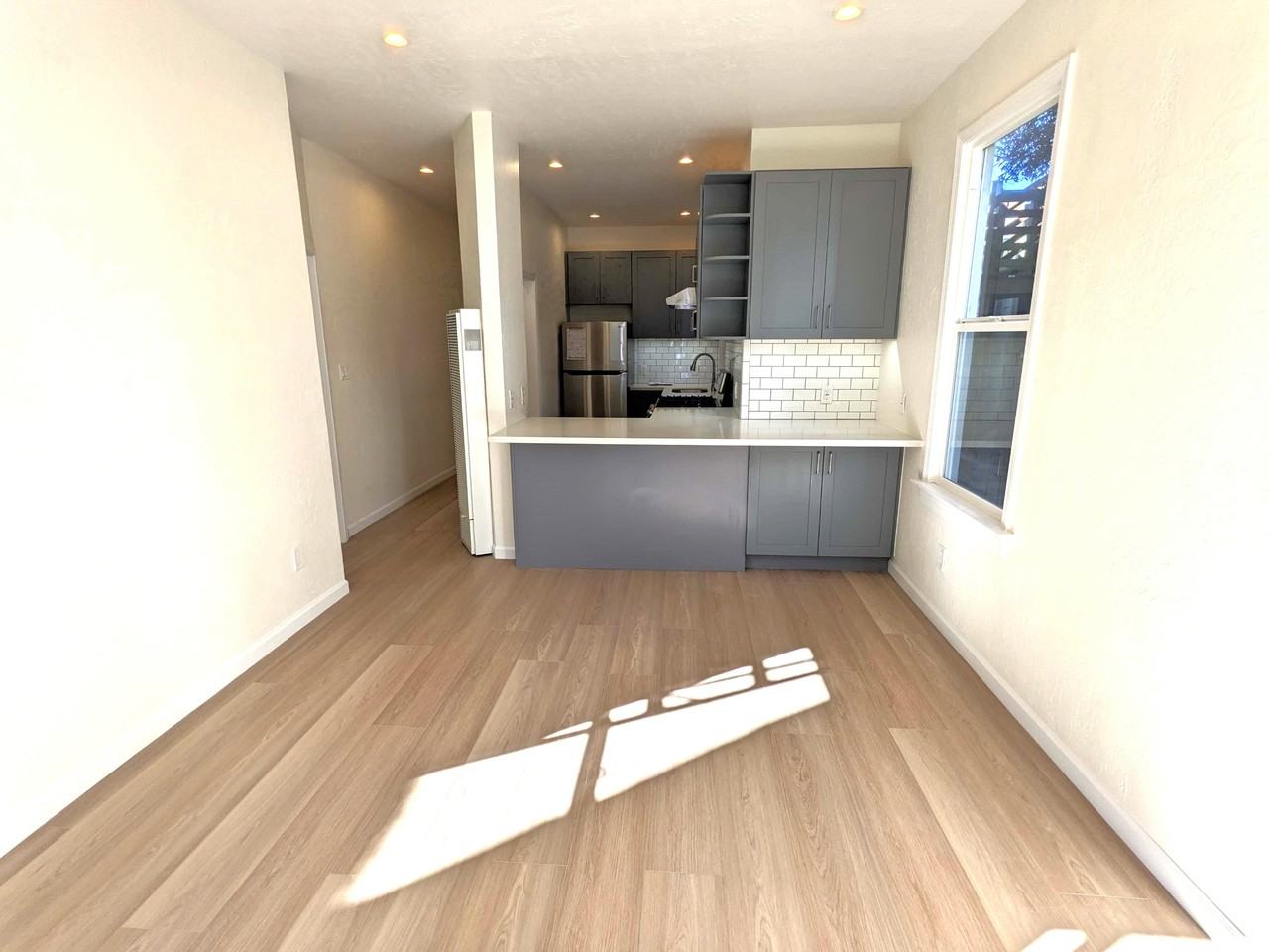 1517 Waller St #4 - Photo 5 of 9