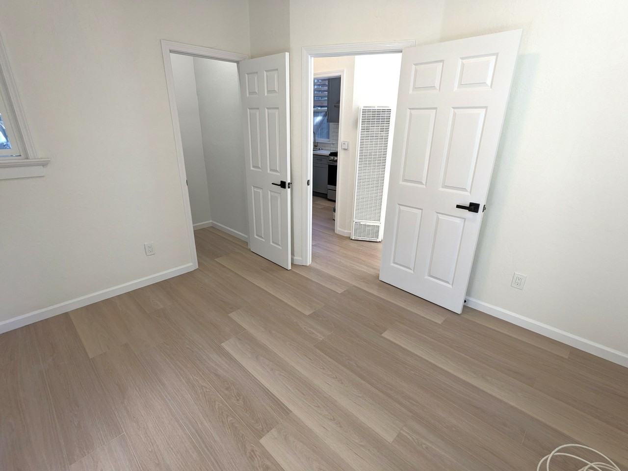 1517 Waller St #4 - Photo 7 of 9