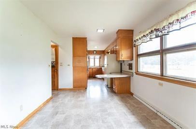 1825 Ridgewood Dr - Photo 2 of 10