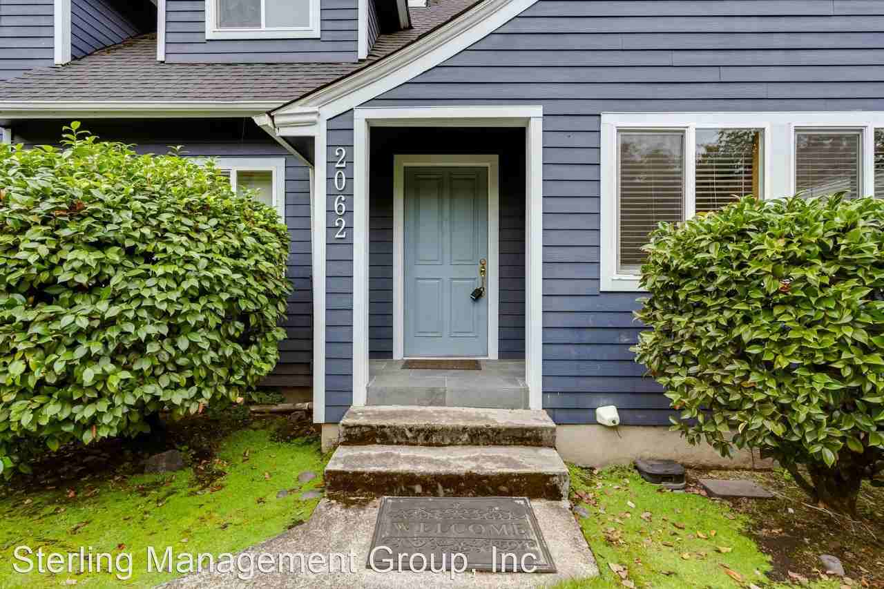 2062 Orchard St - Photo 3 of 46