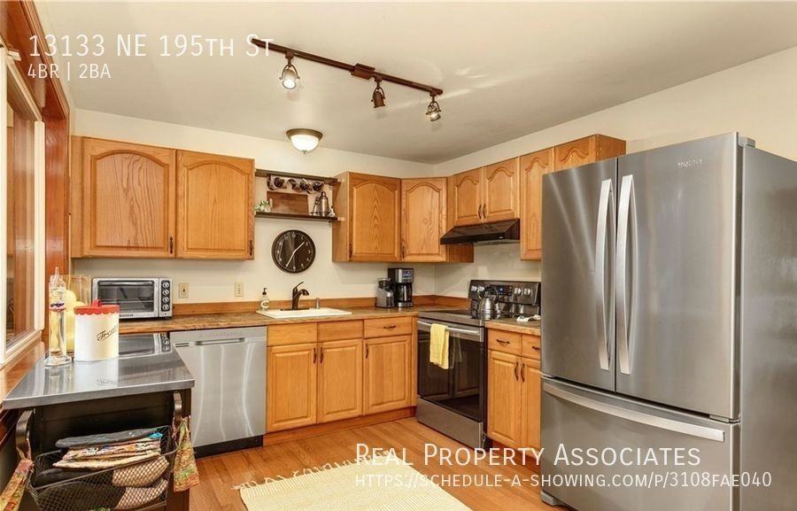 13133 Ne 195th St - Photo 3 of 21