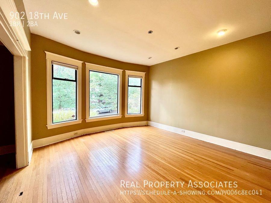 902 18th Ave - Photo 2 of 27