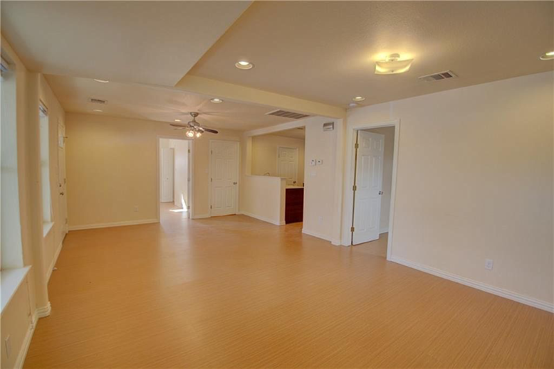 2200 Alexander Ave - Photo 3 of 21