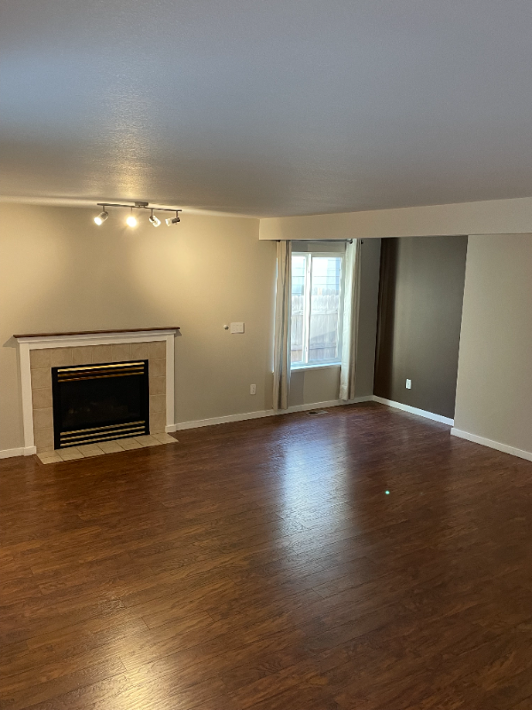 3632 Rockaway St - Photo 3 of 31