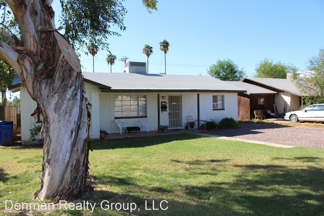 910 S Una Ave - Photo 2 of 22