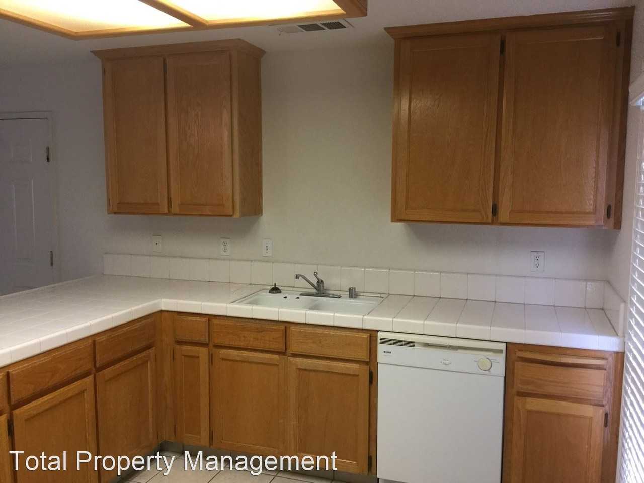 2731 W. Lark Ave. - Photo 3 of 13