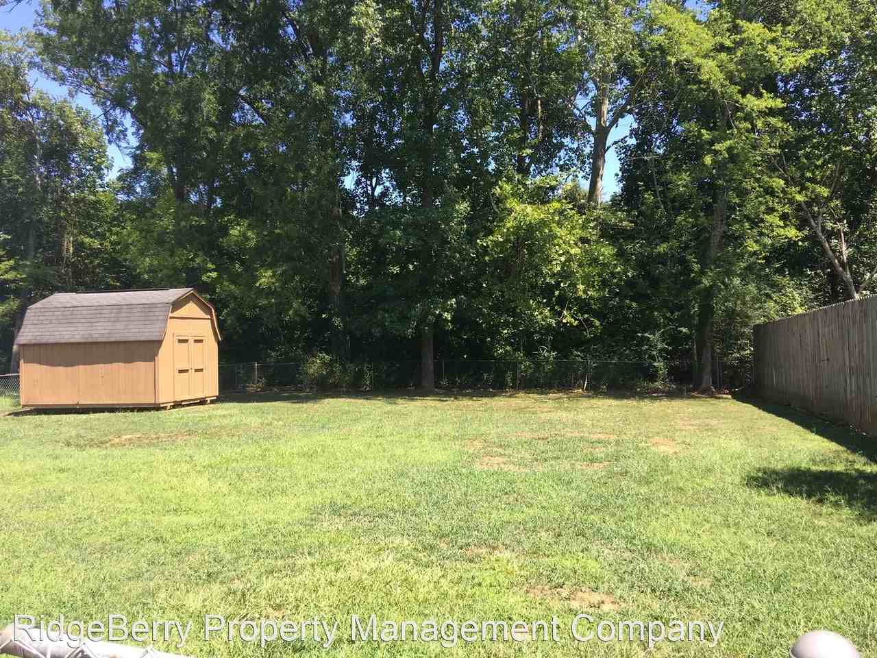 2 Van Tassel Dr Se - Photo 2 of 14