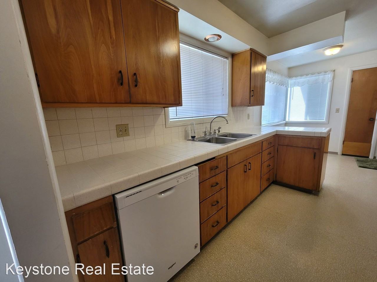 90178 Greenwood Dr - Photo 3 of 31