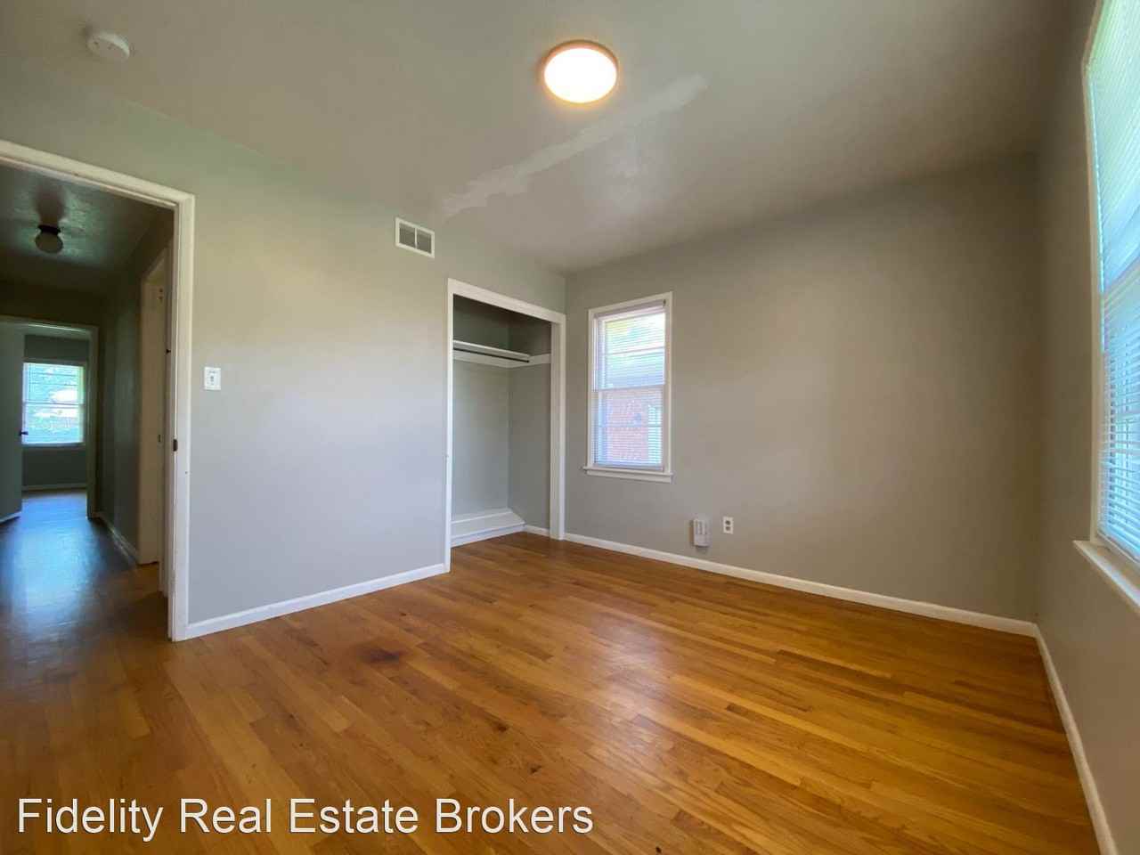 2609 Sw 54th Pl - Photo 2 of 6