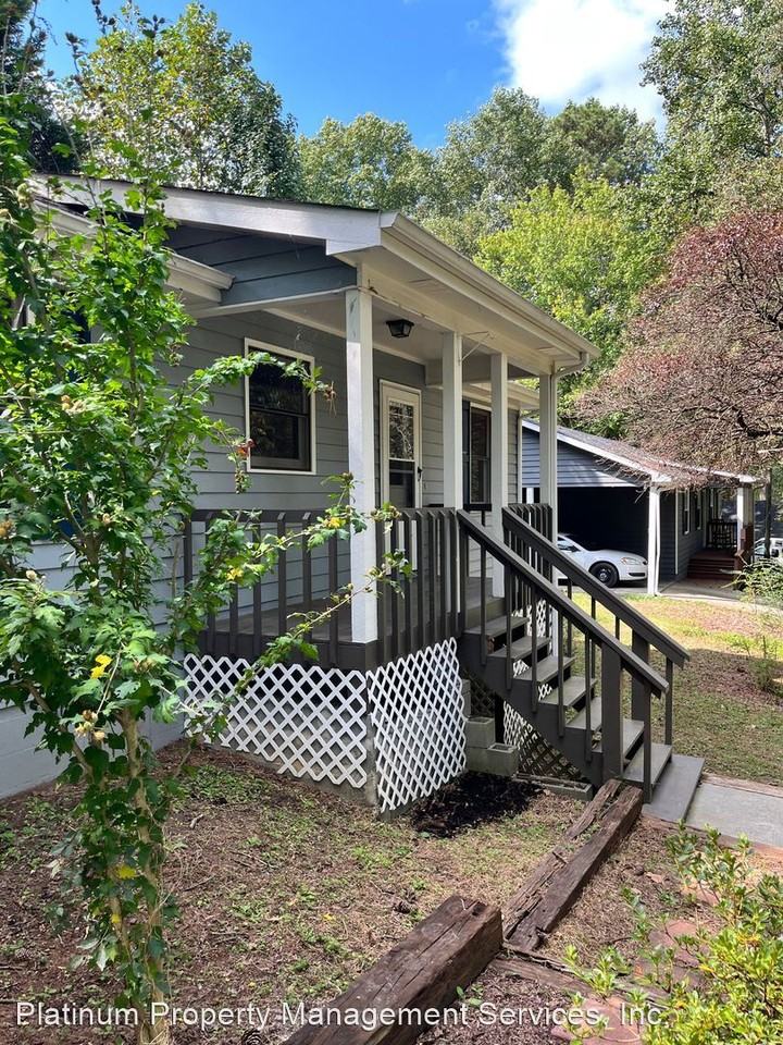 4545 Bonneville Dr - Photo 2 of 15
