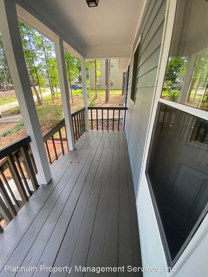 4545 Bonneville Dr - Photo 3 of 15