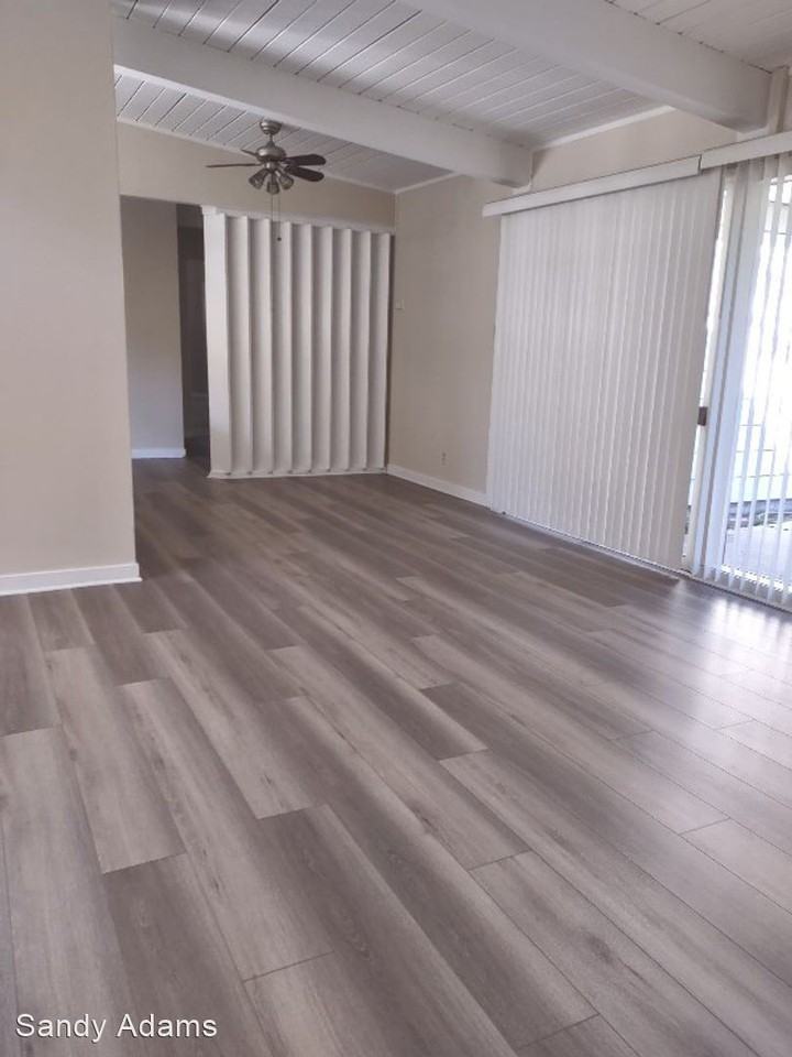 451 E Duane Ave - Photo 3 of 10