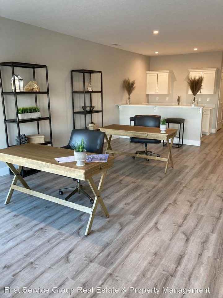 12529 W. Goldcrest St. - Photo 2 of 9