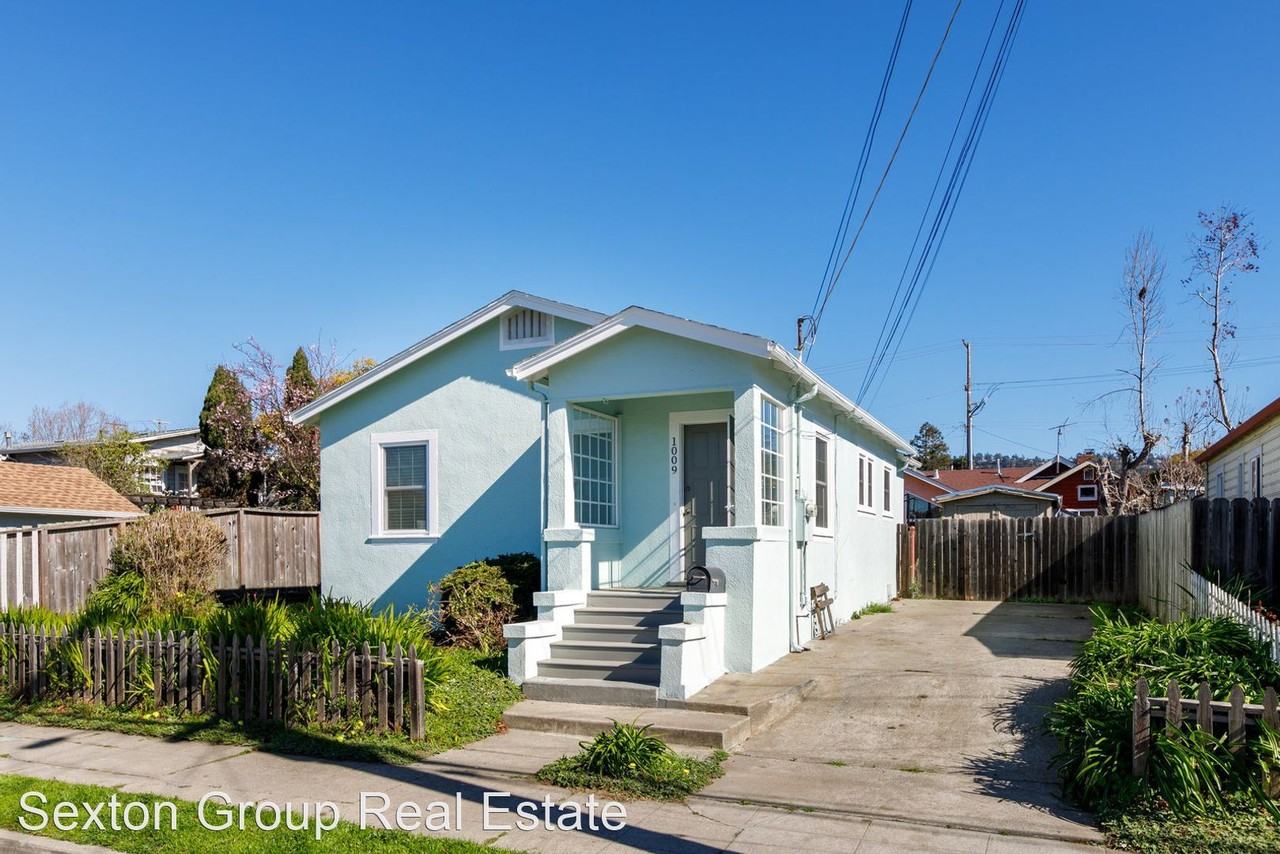 1009 Cornell Ave - Photo 2 of 24