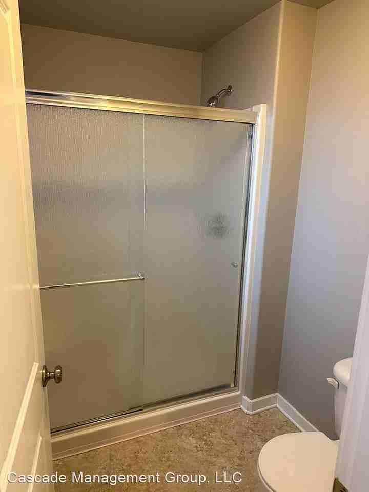 217-237 NW Tigress Drive / 3140-3144 NW 9th Street - Photo 3 of 18