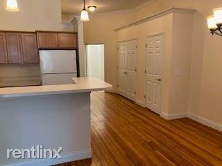 114 S Main St - Photo 3 of 7