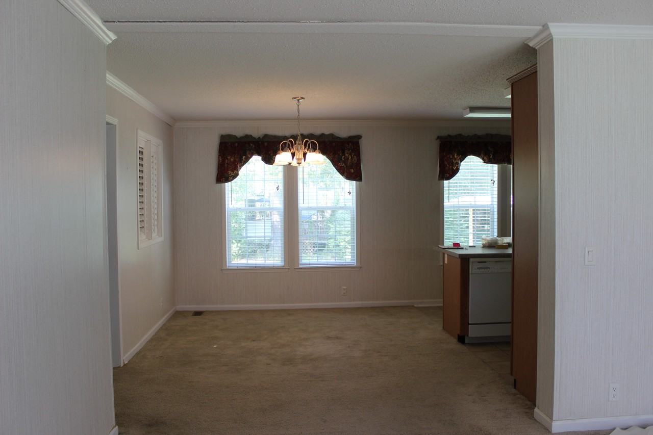 28631 McArthur Dr - Photo 3 of 19