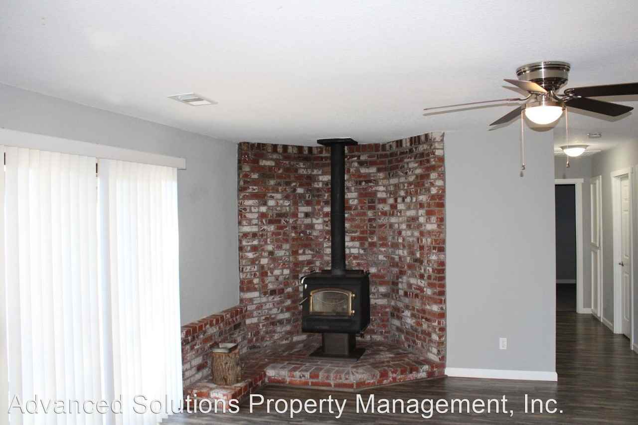 2886 Uranium Ct - Photo 2 of 17