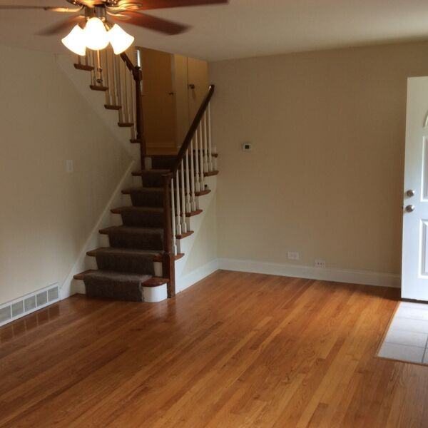 18509 Stedhall Rd - Photo 2 of 12