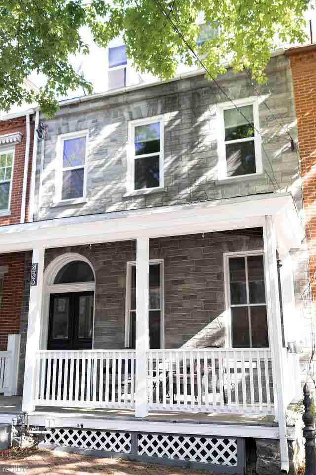 433 W Walnut St - Photo 2 of 31