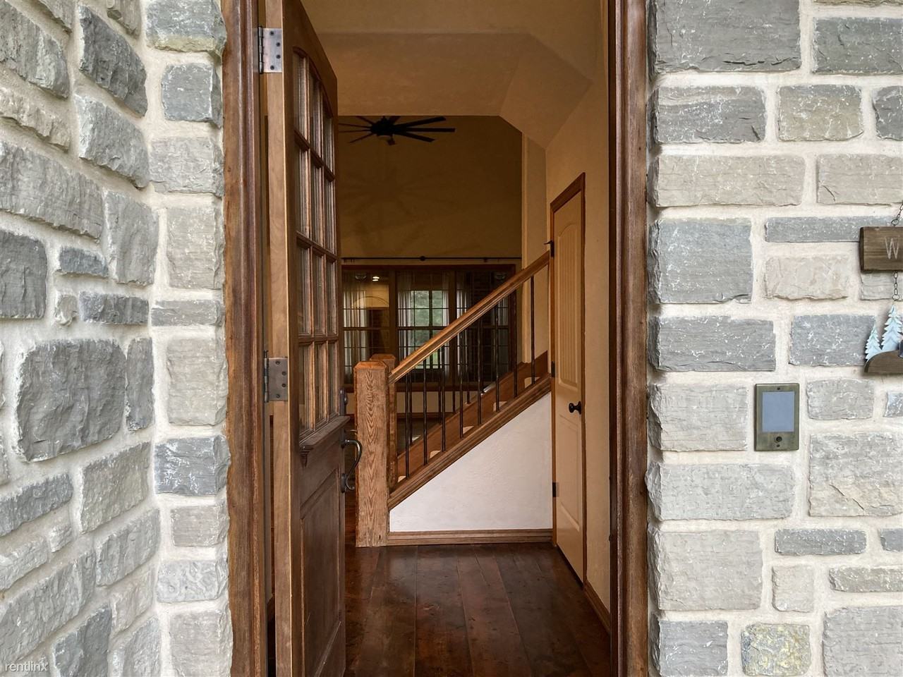 158 Blackbear Rd - Photo 2 of 27