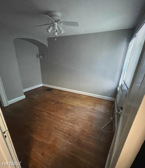 567 Sheridan Ave - Photo 2 of 6