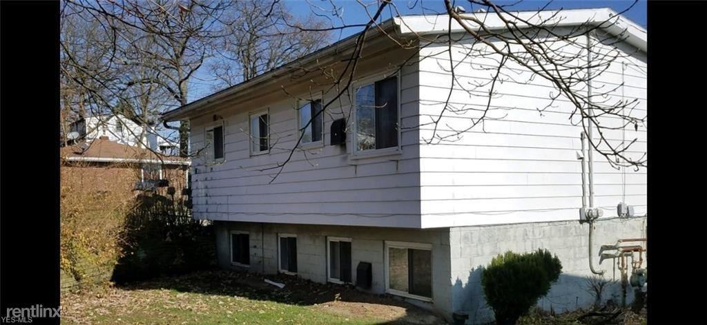 1336 Brittain Rd - Photo 2 of 14