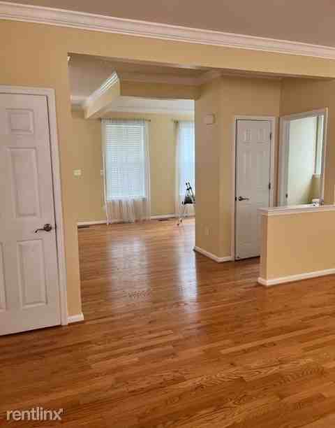 8910 Ruffed Grouse Ct - Photo 3 of 22