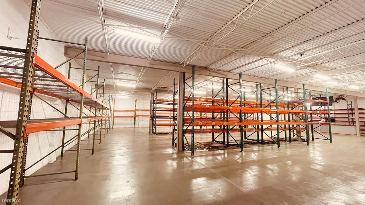 1620 Orange Ave - Photo 3 of 5