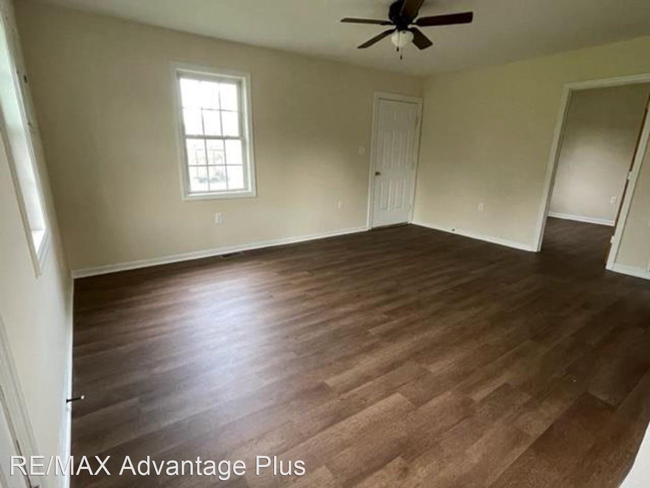 208 Front St - Photo 2 of 6