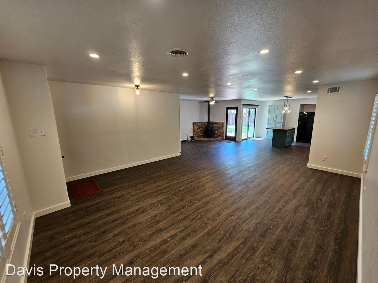 8531 Hackney Ln - Photo 3 of 21
