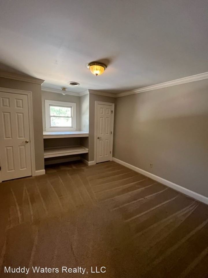 1010 Cleveland St - Photo 3 of 24