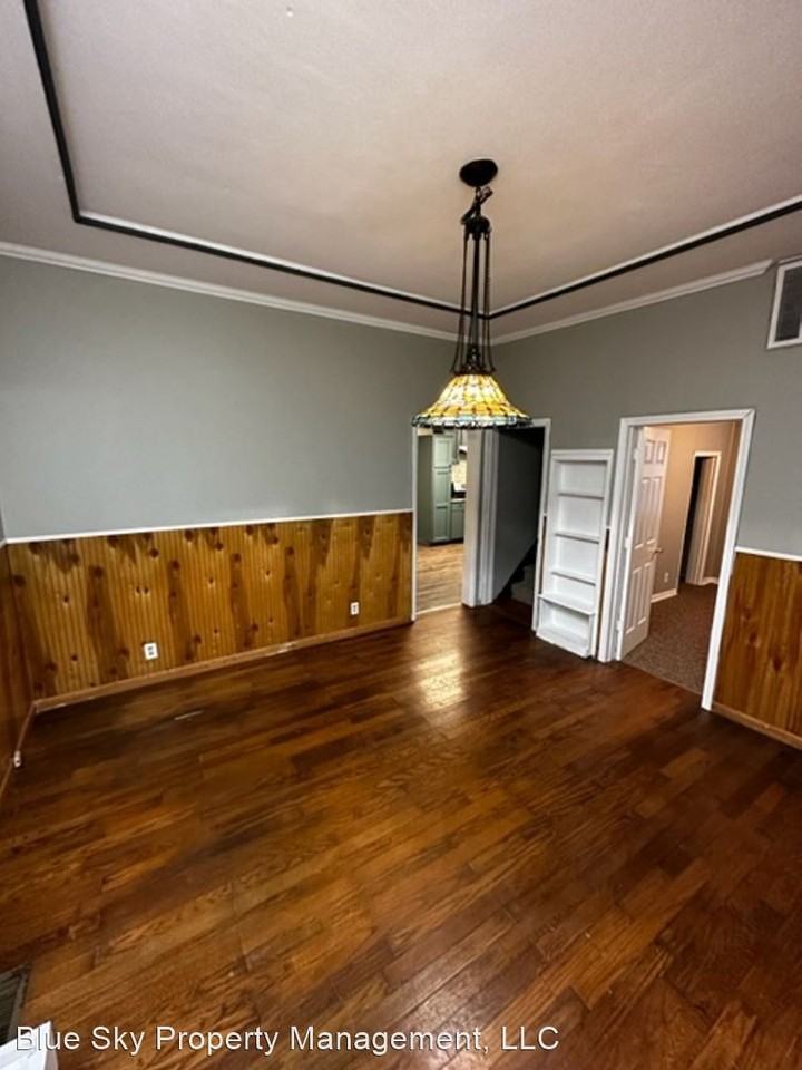 1325 S G St - Photo 2 of 10