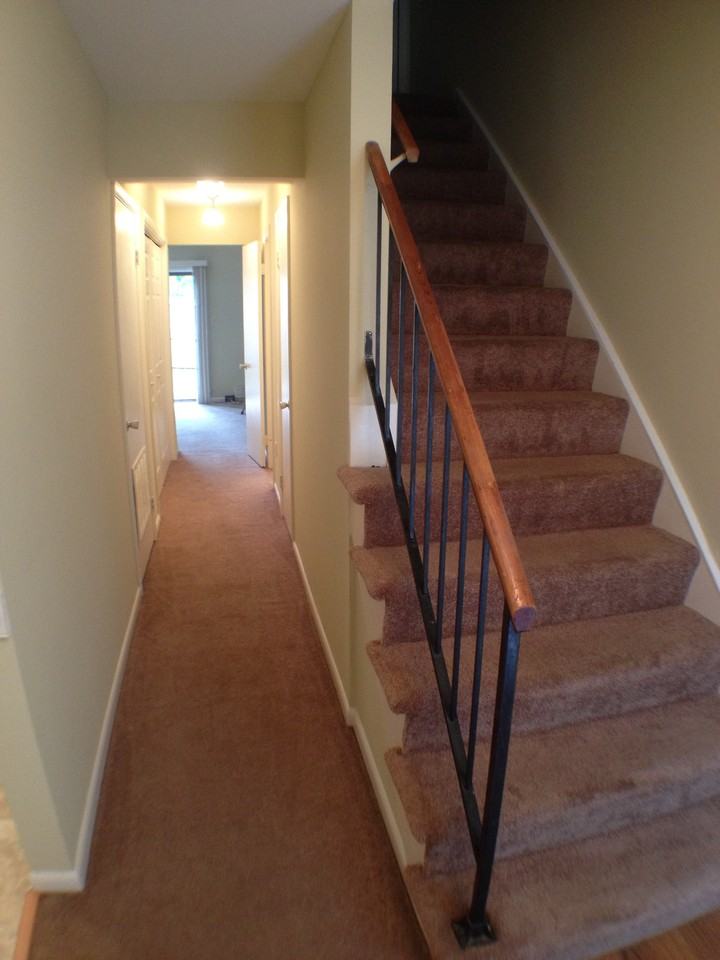 1092 Willow Green Dr - Photo 3 of 22