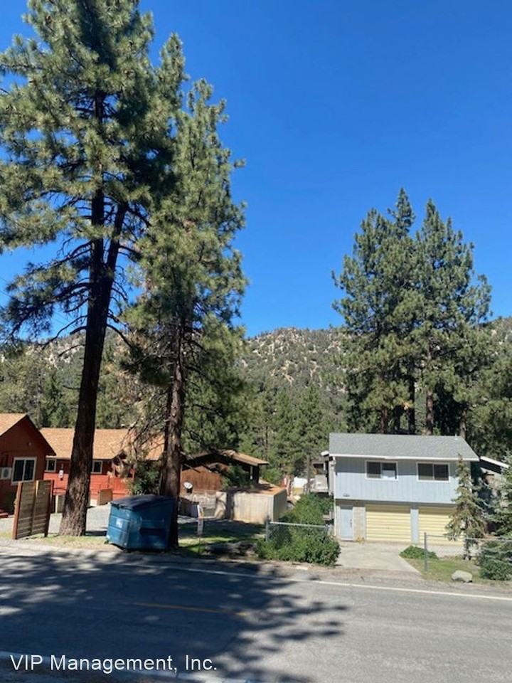 1232 Irene St - Photo 2 of 31