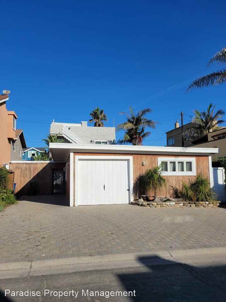 111 Santa Rosa Ave - Photo 2 of 25