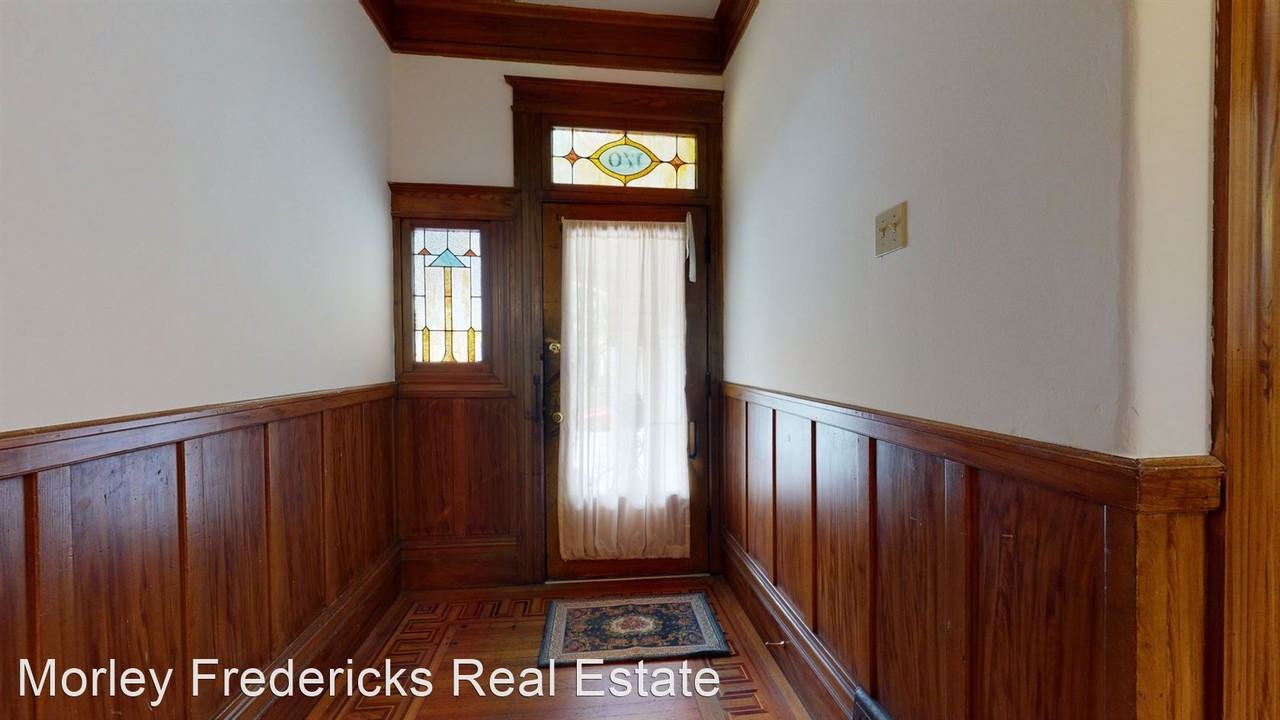 168 & 170 Carl Apartments in Haight Ashbury, San Francisco, CA 94117