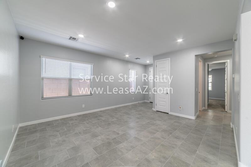 9828 E Tupelo Ave - Photo 7 of 36