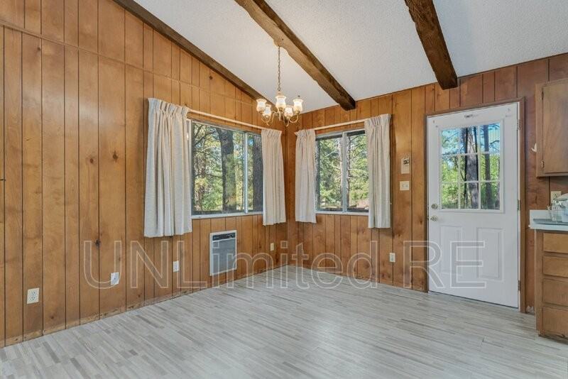 2411 Black Falls Trl - Photo 3 of 20