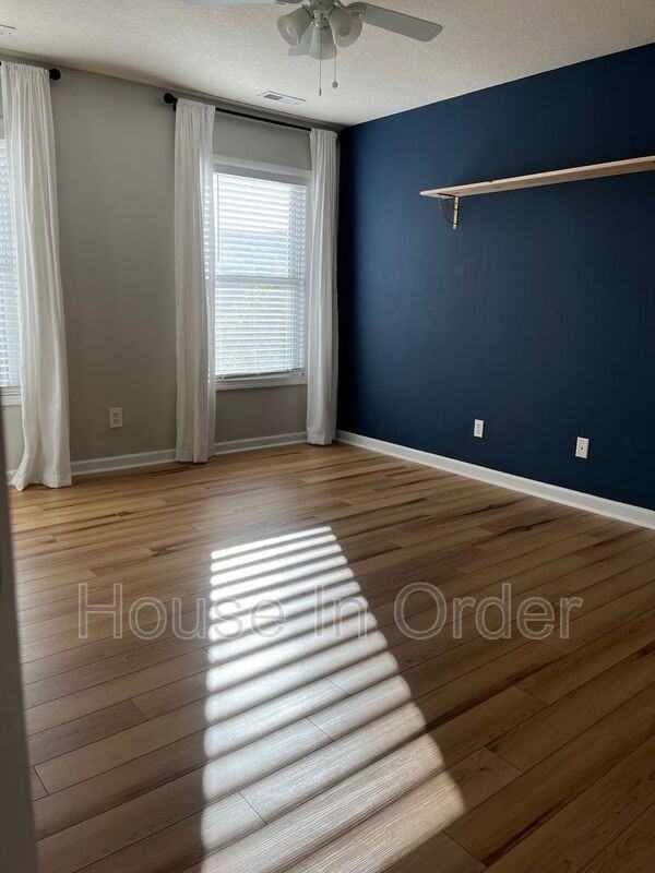 1 English Ivy Rd - Photo 5 of 10