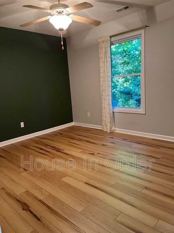 1 English Ivy Rd - Photo 6 of 10