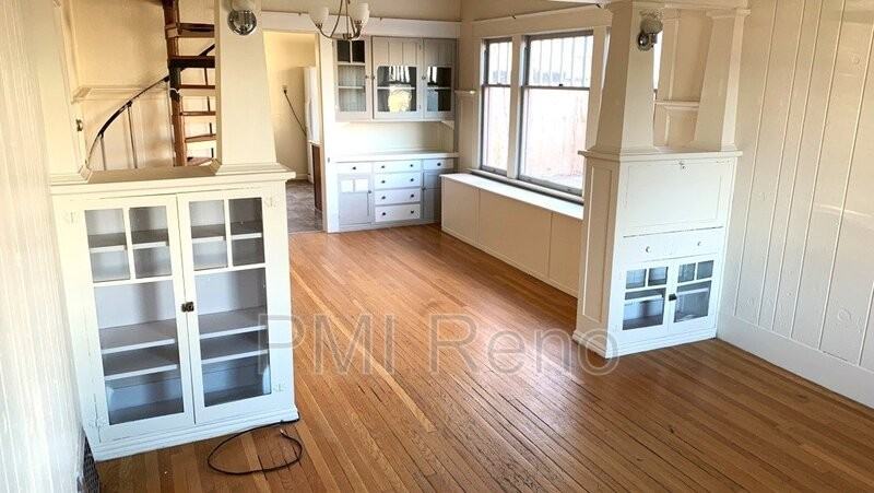 119 Winter St - Photo 3 of 11