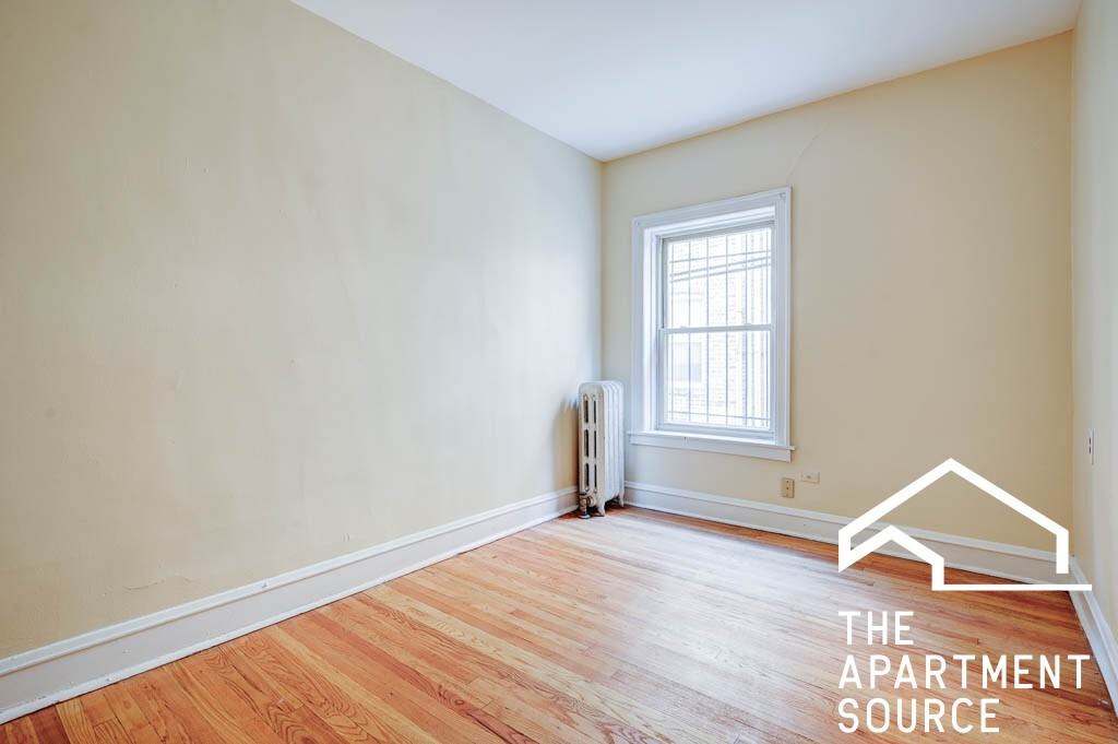 1333 W Touhy Ave #1E - Photo 7 of 9