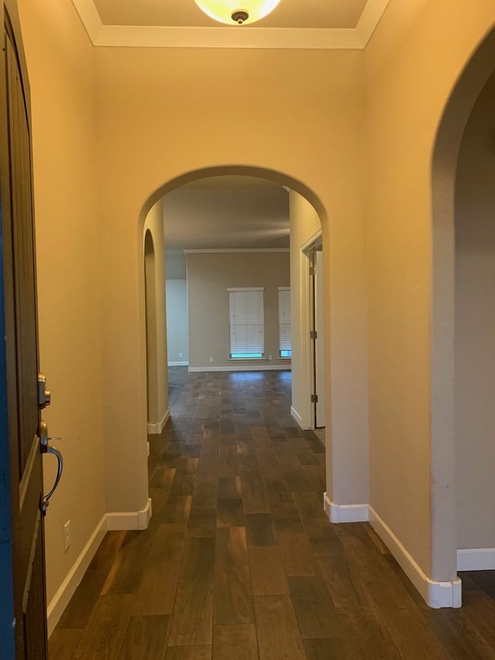 15408 E 87th St N - Photo 2 of 28