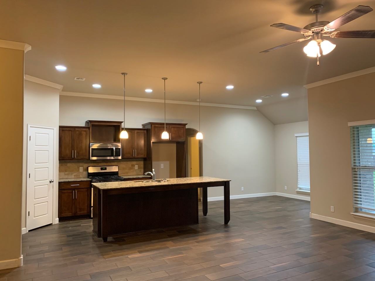 15408 E 87th St N - Photo 7 of 28