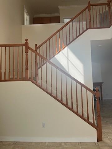 576 Glenbriar Cir - Photo 2 of 9