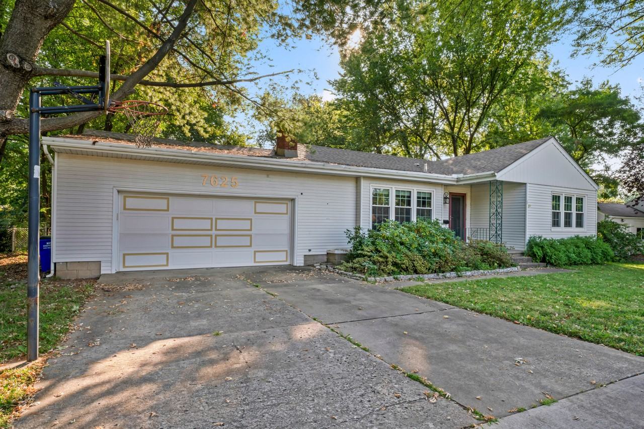 7625 Mackey St - Photo 2 of 28