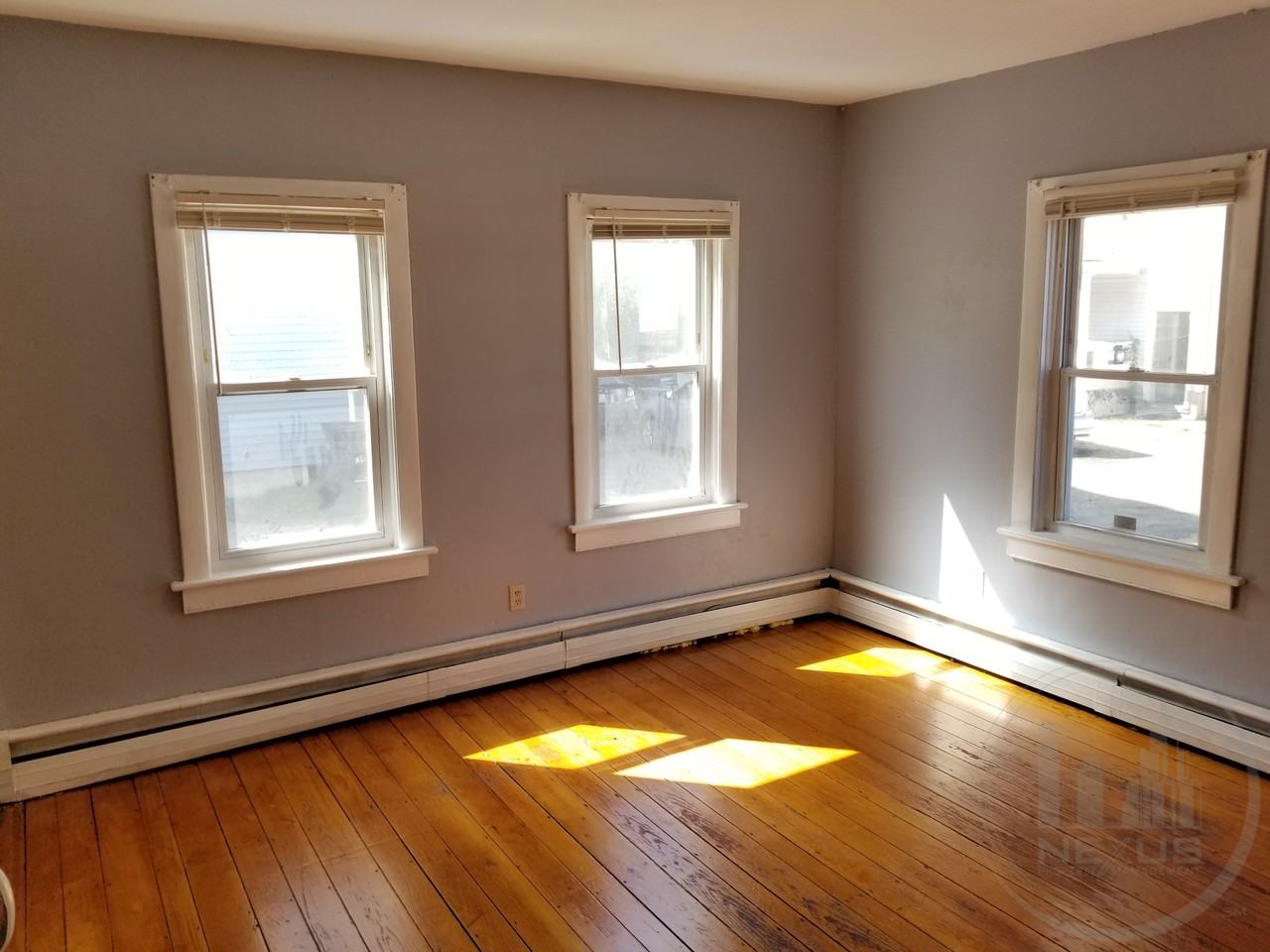 10 Sevier St - Photo 3 of 8