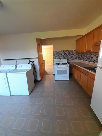 232 E Prospect St #1 - Photo 3 of 6