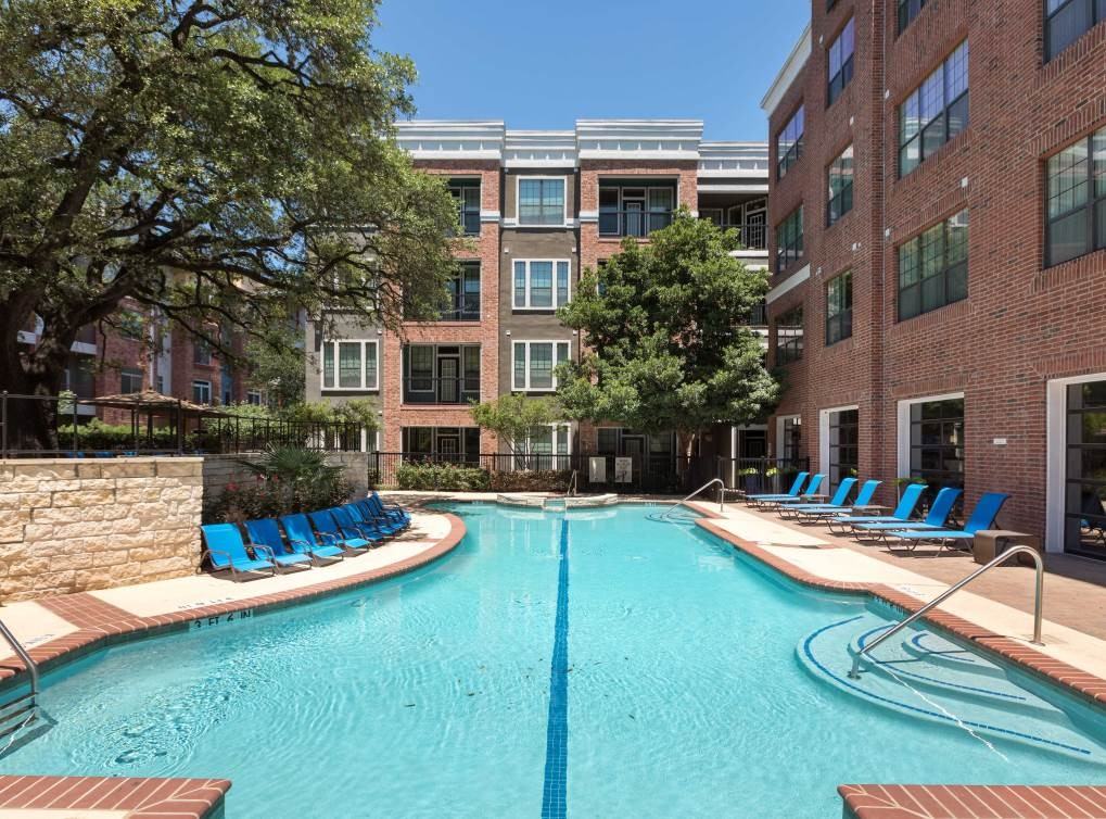 1001 San Marcos St #C7-32